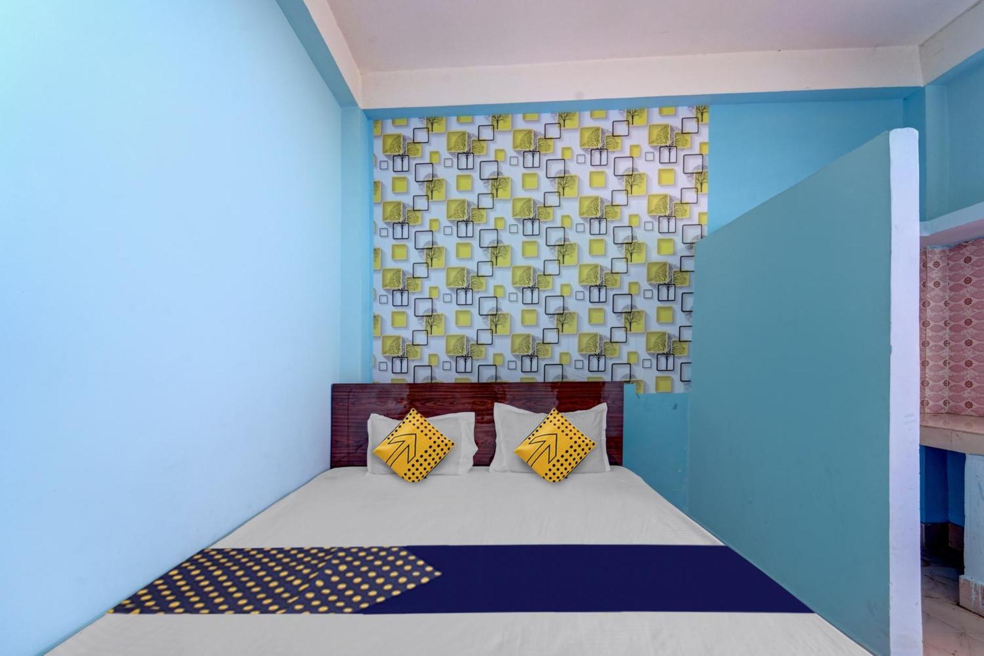 Hotel O Home Trimurti Guest House Гувахати Екстериор снимка